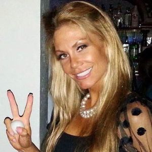 Meet your Posher, Shelley